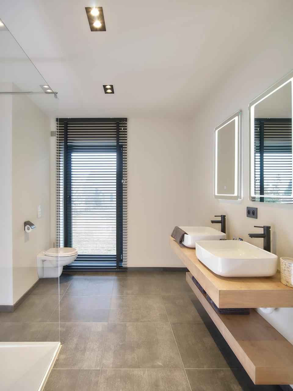 'T Vlyt Vakantiehuis-Wellness Bed and Breakfast Riemst Exteriör bild