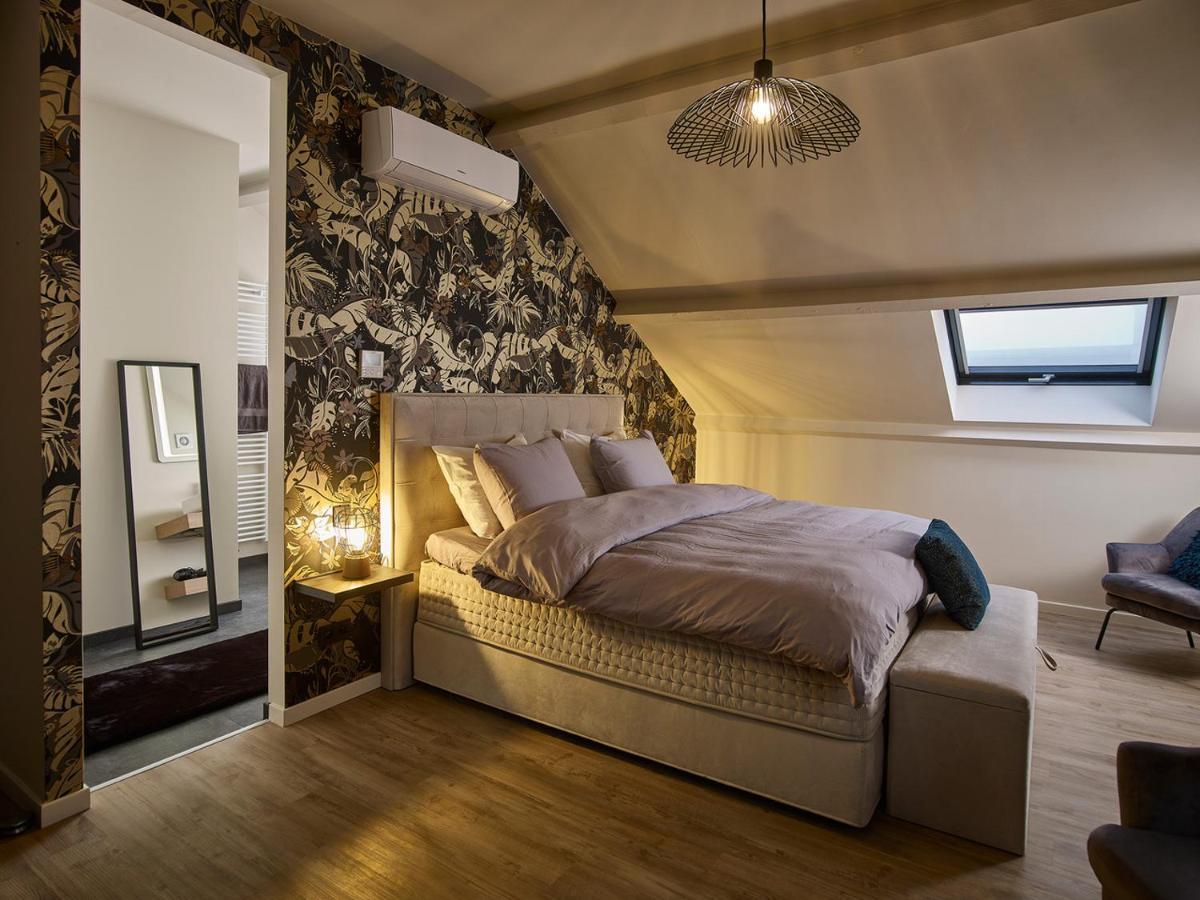 'T Vlyt Vakantiehuis-Wellness Bed and Breakfast Riemst Exteriör bild